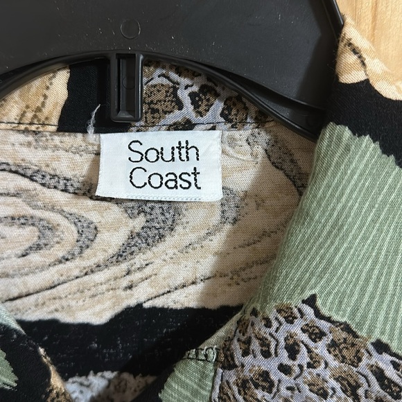 Vintage South Coast Green and Black Animal Print Button-Up Shirt - Picture 3 of 4